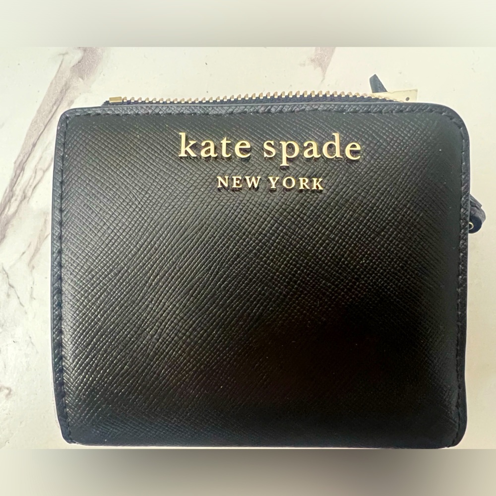 NWT! KATE SPADE BLACK BIFOLD WALLET, BOLD GOLD LABEL